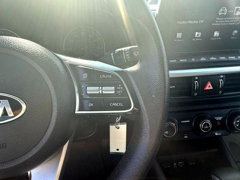 Used 2021 Kia Forte Sedan image 17