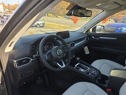 New 2025 MAZDA CX-5 AWD 2.5 S w/ Preferred Package image 15