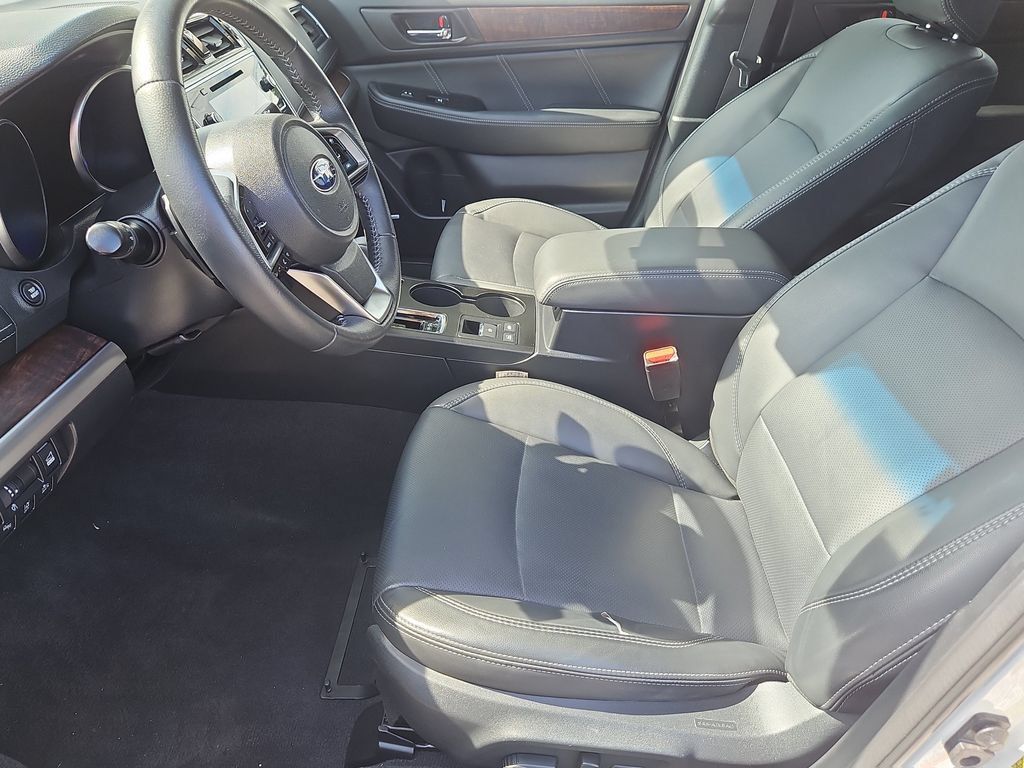 Used 2019 Subaru Outback 2.5i Limited AWD/4WD image 31