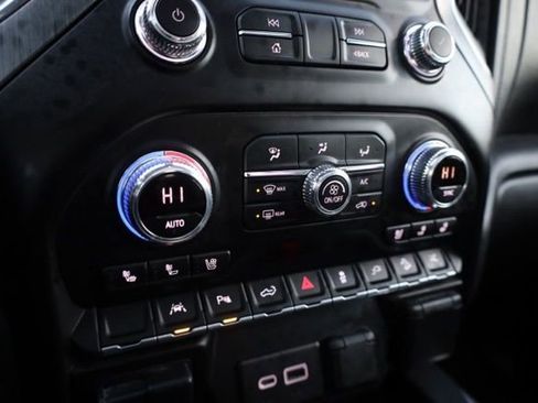 Used 2021 GMC Sierra 1500 Denali w/ Denali Premium Package image 31