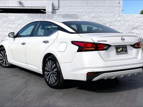 Certified 2023 Nissan Altima 2.5 SV image 10