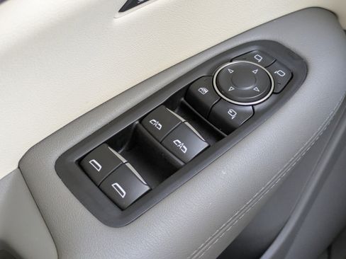 Certified 2023 Cadillac XT5 Premium Luxury image 21