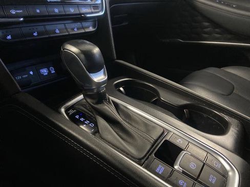 Used 2020 Hyundai Santa Fe Limited image 22