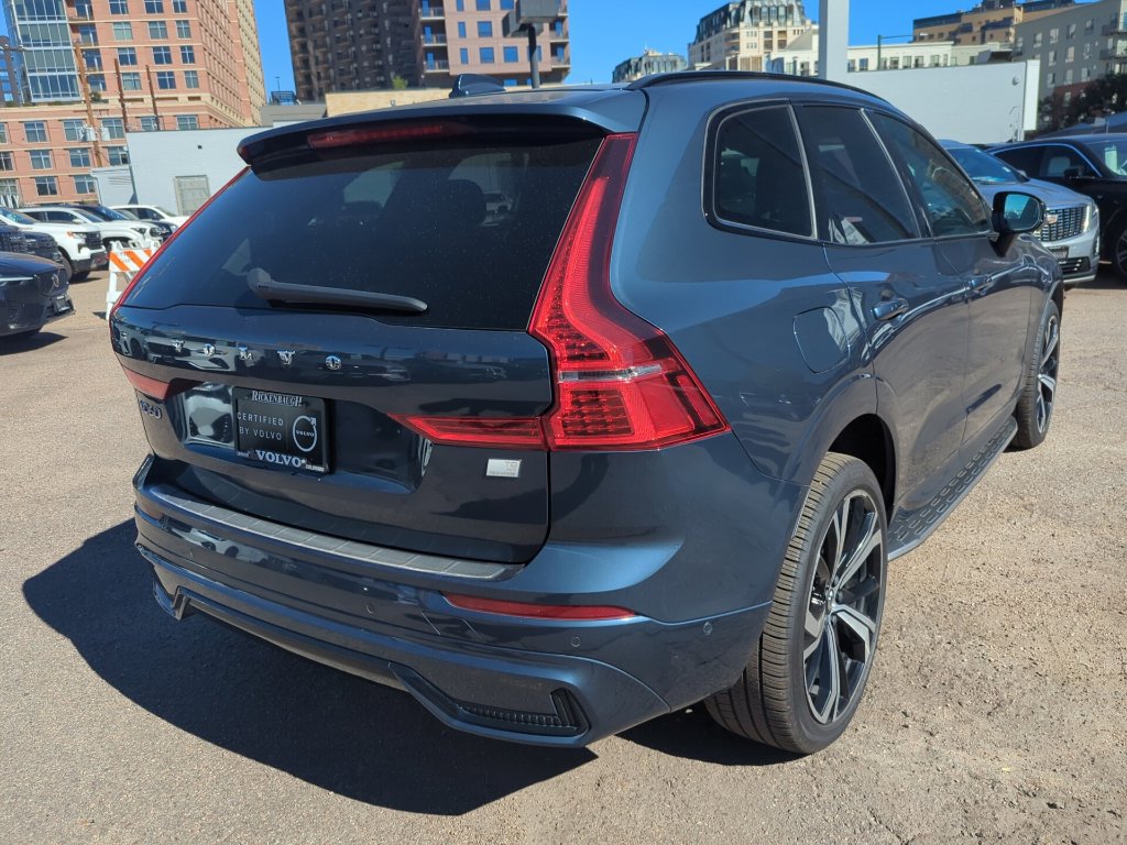 Used 2024 Volvo XC60 T8 Ultimate w/ Protection Package Premier AWD/4WD image 7