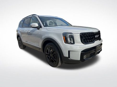 Used 2024 Kia Telluride SX X-Line image 3