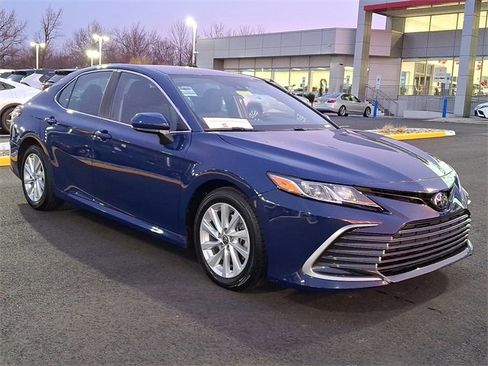 Certified 2023 Toyota Camry LE image 2
