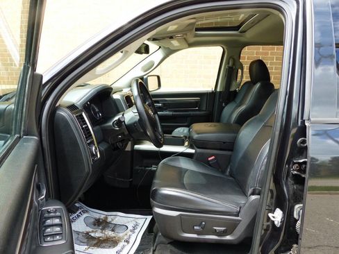 Used 2016 RAM 1500 Sport w/ Convenience Group AWD/4WD image 19