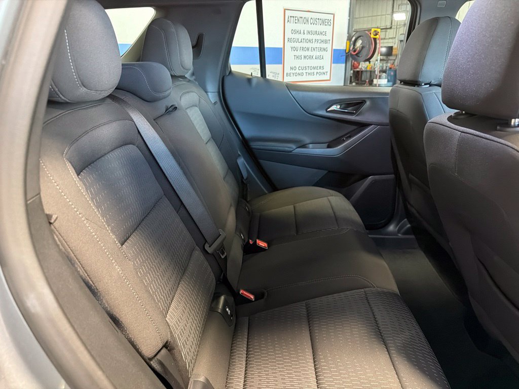 Used 2026 Chevrolet Equinox LT AWD/4WD image 26