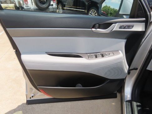Used 2025 Hyundai Palisade SEL FWD image 23