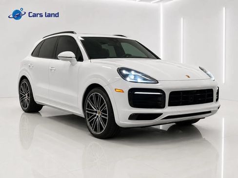 Used 2021 Porsche Cayenne S AWD/4WD image 1