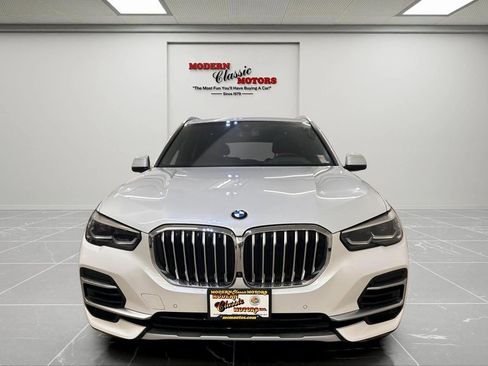 Used 2022 BMW X5 sDrive40i w/ Premium Package image 2