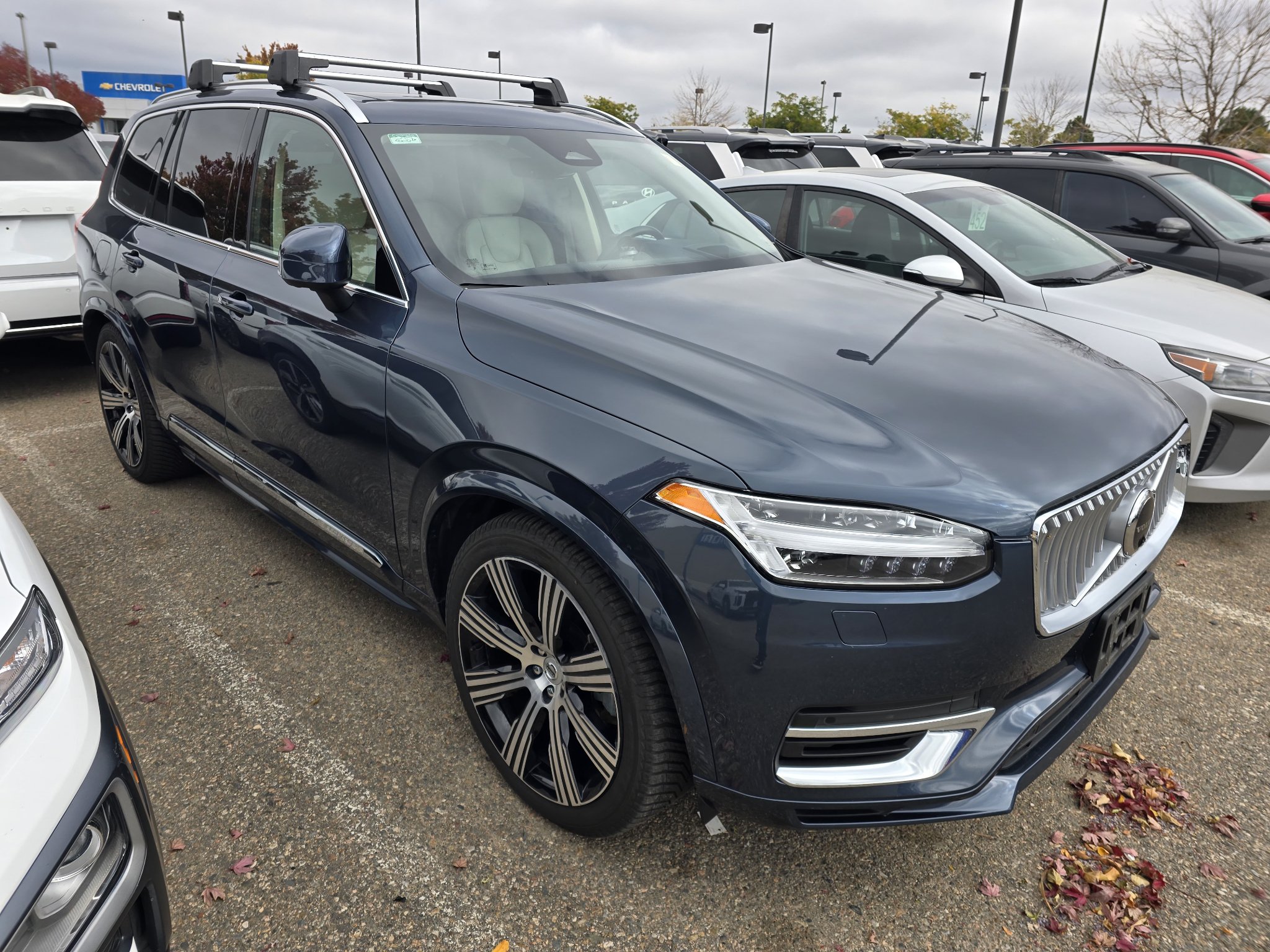 Used 2024 Volvo XC90 T8 Ultimate AWD/4WD image 19