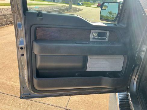 Used 2013 Ford F150 Lariat w/ Lariat Chrome Pkg AWD/4WD image 7