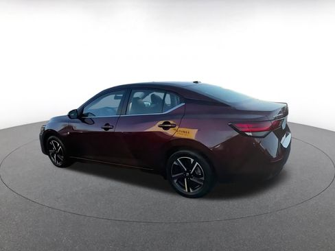 Used 2025 Nissan Sentra SV image 10