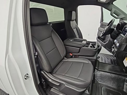 New 2025 GMC Sierra 2500 Pro image 29