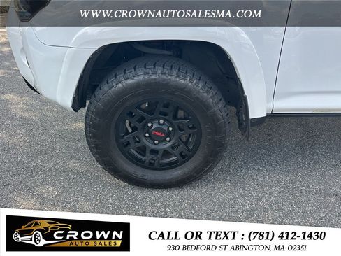 Used 2015 Toyota 4Runner TRD Pro AWD/4WD image 11