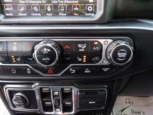 Used 2021 Jeep Wrangler High Altitude image 33