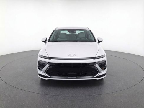 Used 2024 Hyundai Sonata SEL image 2