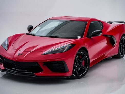 Used 2021 Chevrolet Corvette Stingray Preferred Cpe w/ Z51 Performance Package image 8