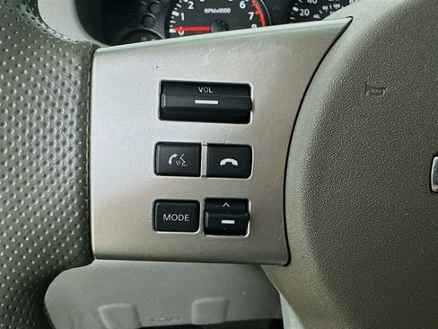 Used 2019 Nissan Frontier SV RWD image 17