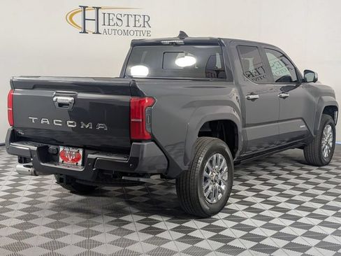 Used 2024 Toyota Tacoma Limited w/ Limited Package (LT) AWD/4WD image 7