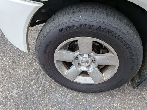 Used 2007 Nissan Titan SE image 6