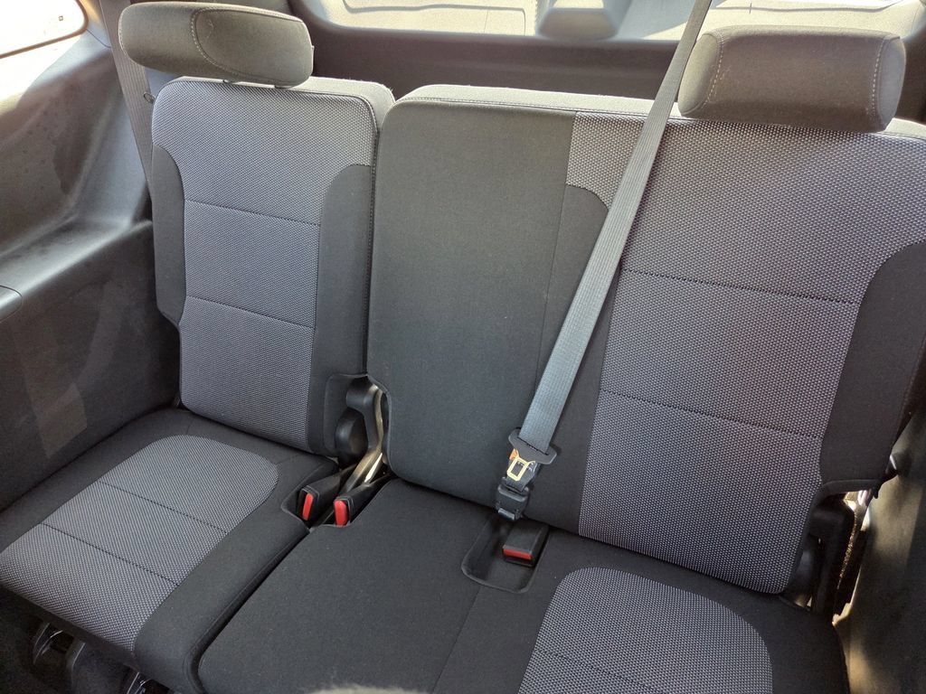 Used 2023 Chevrolet Traverse LT FWD image 20
