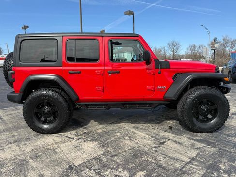 Used 2019 Jeep Wrangler Unlimited Sport S image 1