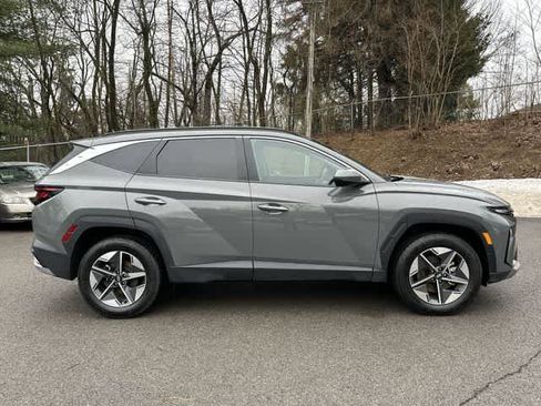 Used 2025 Hyundai Tucson SEL image 3