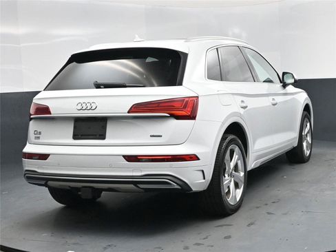 Used 2021 Audi Q5 Premium Plus w/ Premium Plus Package image 10