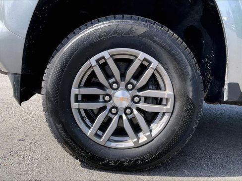 Used 2023 Chevrolet Colorado LT AWD/4WD image 22