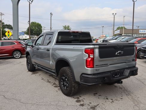 Used 2023 Chevrolet Silverado 1500 ZR2 w/ ZR2 Bison Edition AWD/4WD image 7