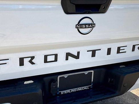 New 2026 Nissan Frontier SV image 8