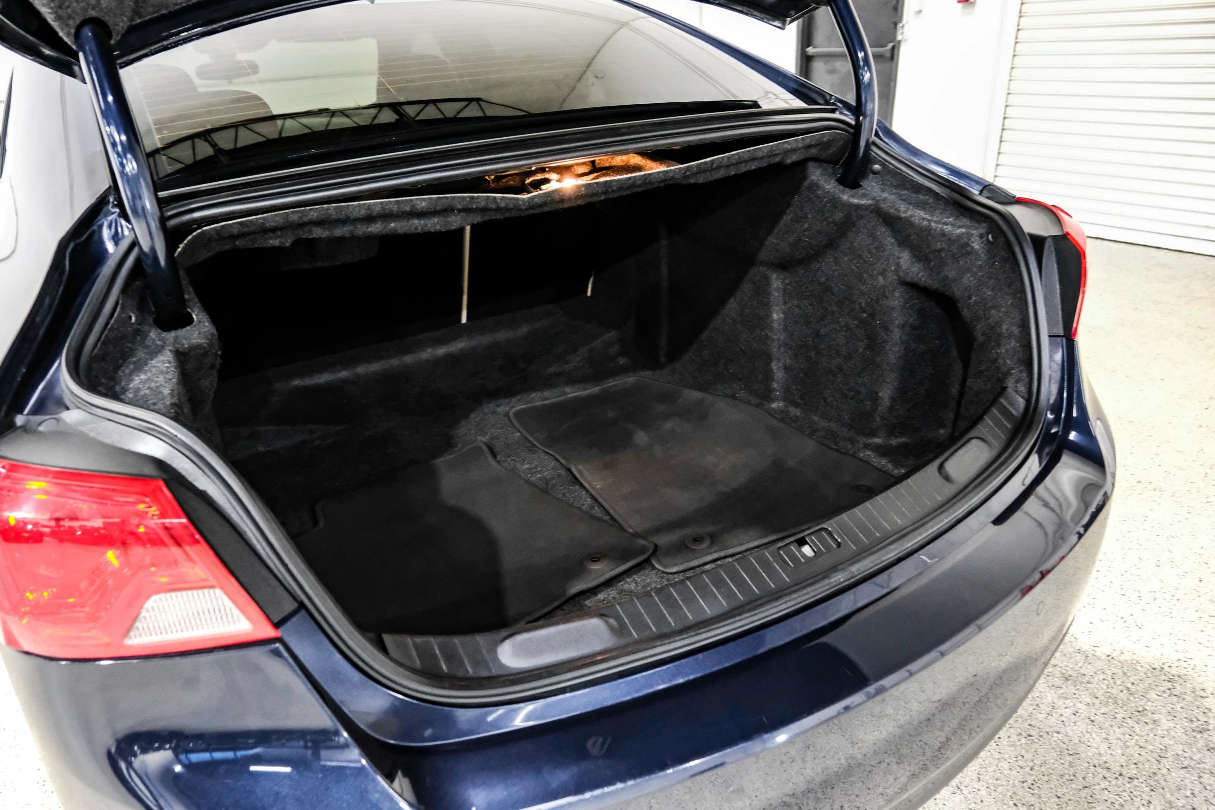 Used 2018 Chevrolet Impala Premier FWD image 59