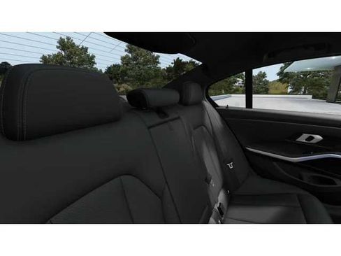 New 2026 BMW 330i xDrive Sedan w/ Convenience Package AWD/4WD image 12