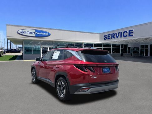 Certified 2025 Hyundai Tucson SEL FWD image 6