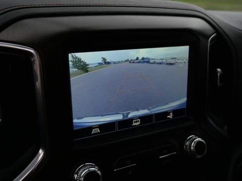 Certified 2021 GMC Sierra 1500 AT4 w/ AT4 Premium Package AWD/4WD image 38
