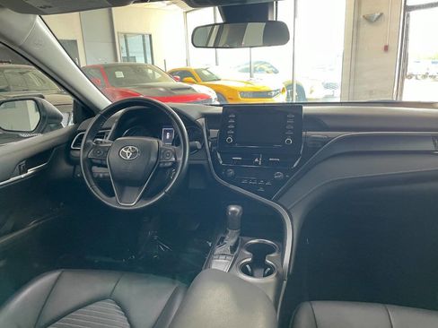 Used 2024 Toyota Camry SE image 23