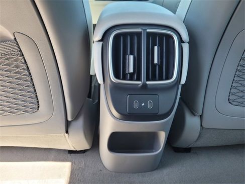 New 2023 Hyundai Ioniq 6 SEL image 15