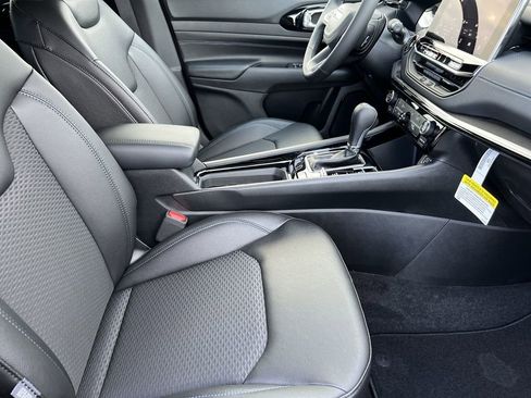 New 2025 Jeep Compass Latitude w/ Altitude Special Edition image 39