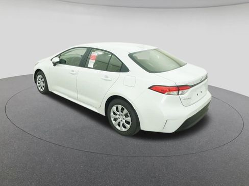 New 2026 Toyota Corolla LE image 5