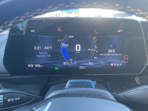 Used 2025 Chevrolet Blazer EV LT w/ Super Cruise Package image 21