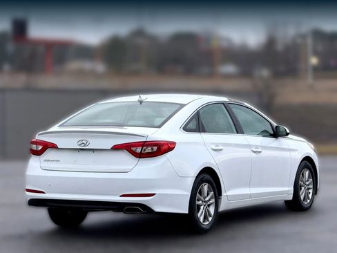 Used 2015 Hyundai Sonata SE w/ Option Group 09 image 9