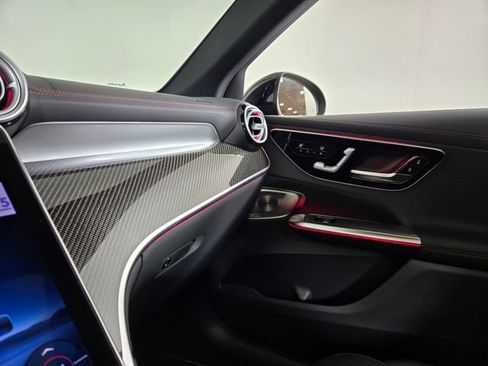 Certified 2025 Mercedes-Benz GLC 43 AMG 4MATIC image 27