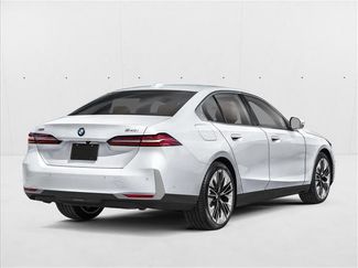 New 2026 BMW 540i xDrive w/ Executive Package video 2