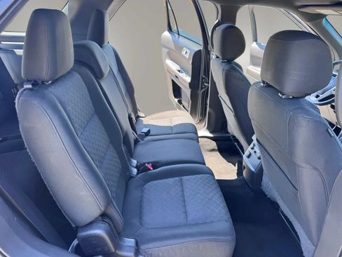 Used 2015 Ford Explorer XLT w/ Equipment Group 201B FWD image 14