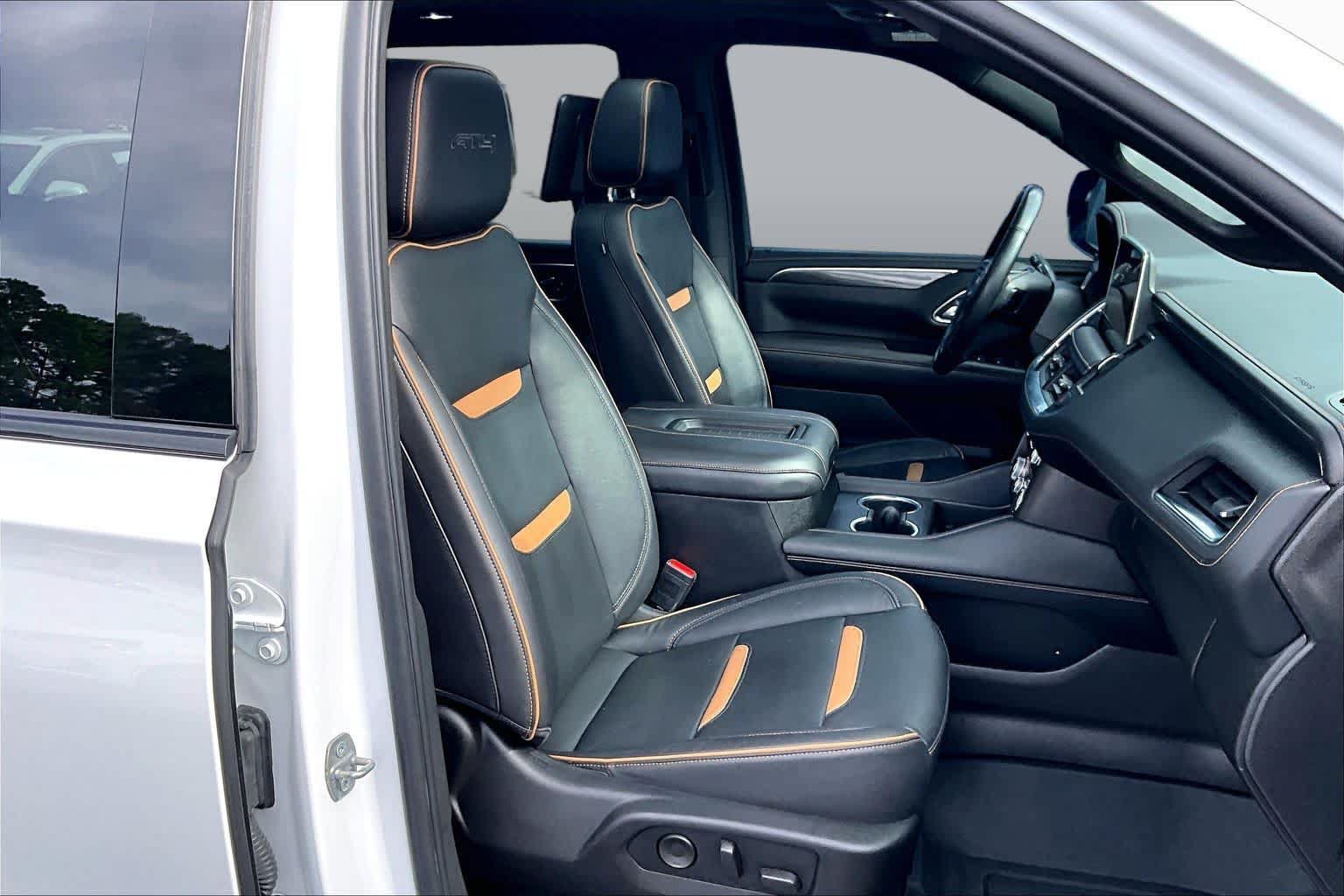 Used 2021 GMC Yukon AT4 w/ AT4 Premium Plus Package AWD/4WD image 9