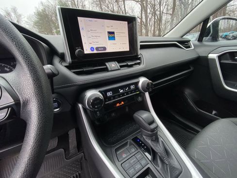 Used 2023 Toyota RAV4 XLE w/ Convenience Package image 22