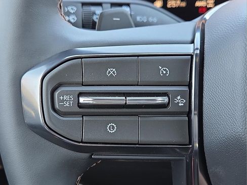 New 2026 GMC Terrain AT4 w/ Technology Package II AWD/4WD image 21