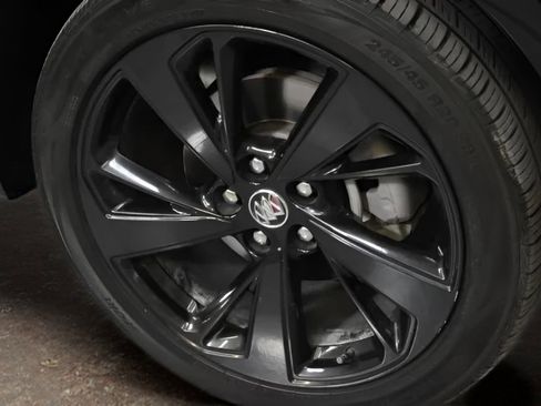 Used 2023 Buick Envision Preferred image 39